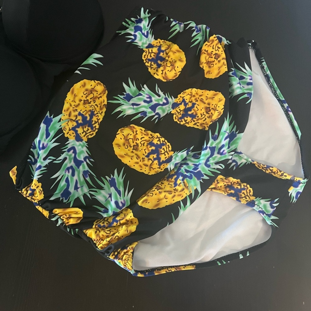 Black Pineapple Print Bikini Set - Picture 3 of 6
